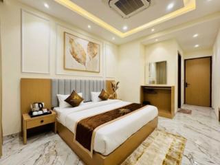 Hotel De - Grand Villa Near Delhi IGI Airport - 1