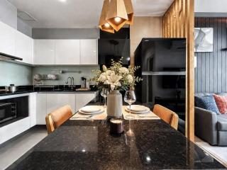 Near MRT l Modern 2BR l Pool and Gym l Sontana - 8