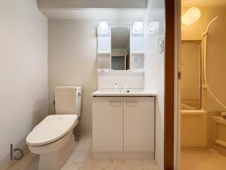 Grandeur by b hotel - Cozy Studio Walk to Peace Park & Stadium - 7
