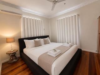 Spacious & stylish family friendly home near cbd - 4