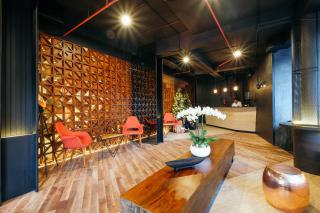 J Hotel Kuta - Kuta - 4