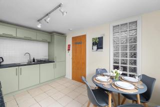Thorter Row - Quayside Apartment - 2
