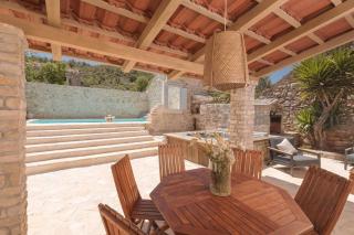 Beautiful House with Views in Hvar - 3