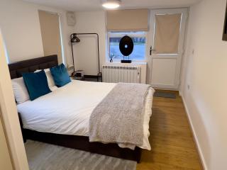 Cute and Cosy detached guesthouse with parking and outside space - Bakewell - 9