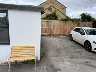 Cute and Cosy detached guesthouse with parking and outside space - Bakewell - 2