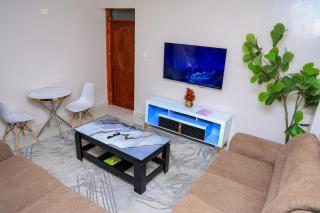 Ruda Homestays Apartment Utawala - 9