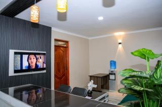 Ruda Homestays Apartment Utawala - 6