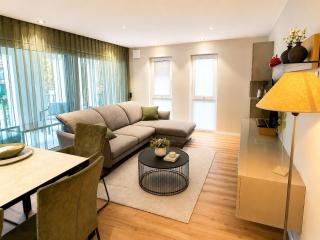 Modern Business Apartment - Parking - Fast WiFi - 4