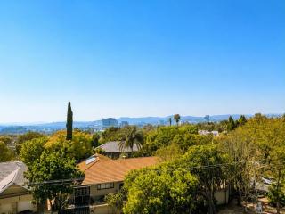 The Menlyn View - 2