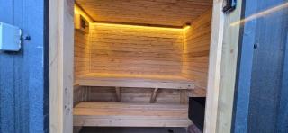 Geo-dome glamping with lake view - 7