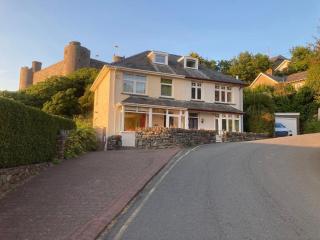 Harlech castle and beach home - Harlech - 0