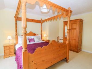 Maple Cottage - 2