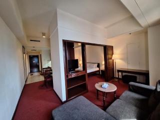 Times Square Suite Near pavilion - 1