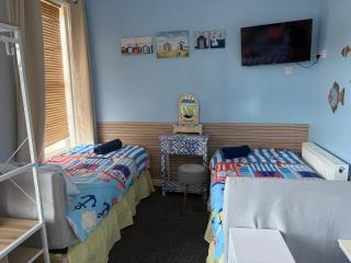 Winter Gardens Flat 3 - Family Apartment - 7