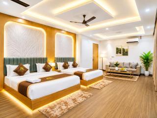 Hotel De Grand Villaa Near IGI, International Airport Delhi - 1