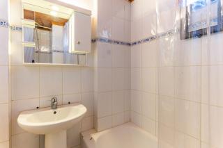 Mila 2-BR Apartment In Batroun Souks - 6