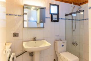 Mila 2-BR Apartment In Batroun Souks - 2