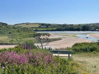 The Malthouse, Bantham, South Devon, near to beach - 6