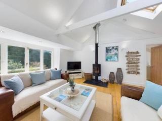 The Malthouse, Bantham, South Devon, near to beach - 2