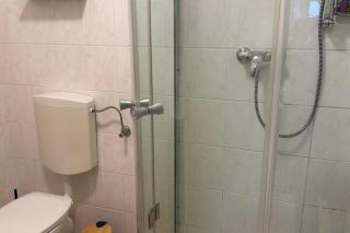 Bright City Apartment Free Parking & 2 Min to Subway - 7