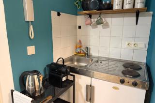 Bright City Apartment Free Parking & 2 Min to Subway - 5