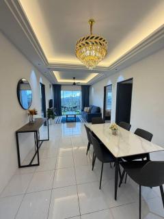 Reisya Homestay Emerald Avenue 3R3B - 8