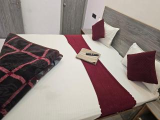 Raj Heritage -- Infront of Nizamuddin Railway Station Gate No-04 - 2