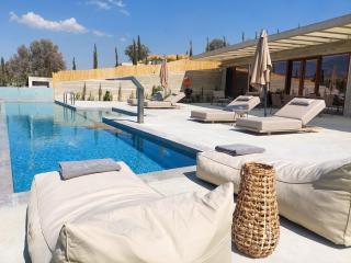 Marnos Luxury Villas - 6