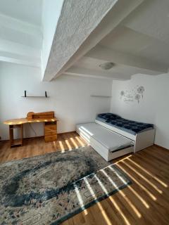 Historic Timber House - 7