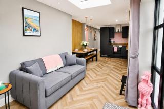 Stylish Coastal Apartment- Sleeps6 - Ground floor - 9