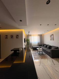 With Elevator Stylish Apartment In Bianky Elagamy Near the Beach - 9