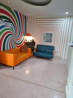 Happy 2 Pratunam Hotel - 1