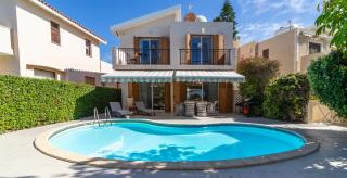 Villa Albina - Elegant 3BR Retreat with Private Pool near Coral Bay - 6
