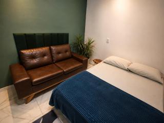Suite 02 - 3