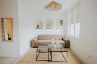 Elegant bright and cozy T2 - 9