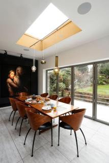 Detached Edwardian Villa with Garden and Parking - 9