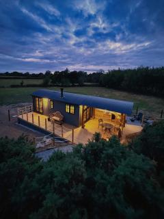 Copa by Birch Stays Extra night free - 6