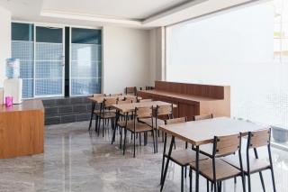 Urbanview Hotel Grand Luxury Lampung - 1