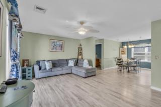 Game Room, Kayaks, Steps to the Ocean! - 6