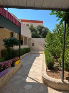 Agora House - 8