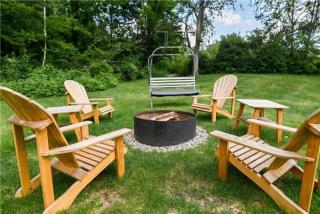 1820 House - VT Charm + Modern Comforts + Hot Tub - Stowe - 2