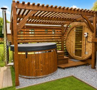 Luxury Waterfront Retreat I Private Hot Tub & Sauna I Lake View - 6