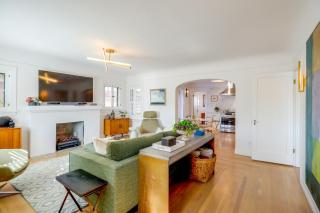 Charming Midtown Brick Home: Walk to Truckee River - 7