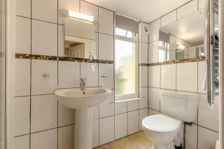 3 Bed in Whitby oc-w957 - 3