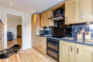 3 Bed in Whitby oc-w957 - 1