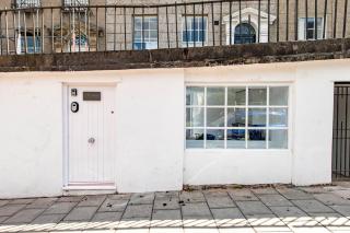 Elegant Clifton studio near central Bristol - 2