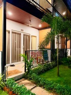 Orange Sky Inn - 9