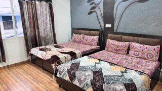 Shri Krishna Family Hotel - 8