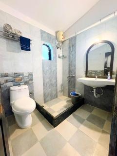 La Petite Boutique Hotel with Pool Near Beach and Airport - 3