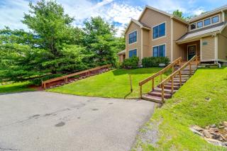 Near Slopes, Trails & Fun! Camelback Townhome - 8